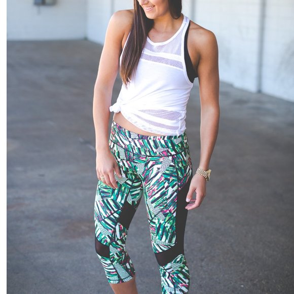 Zella green pattern leggings - Picture 2 of 15